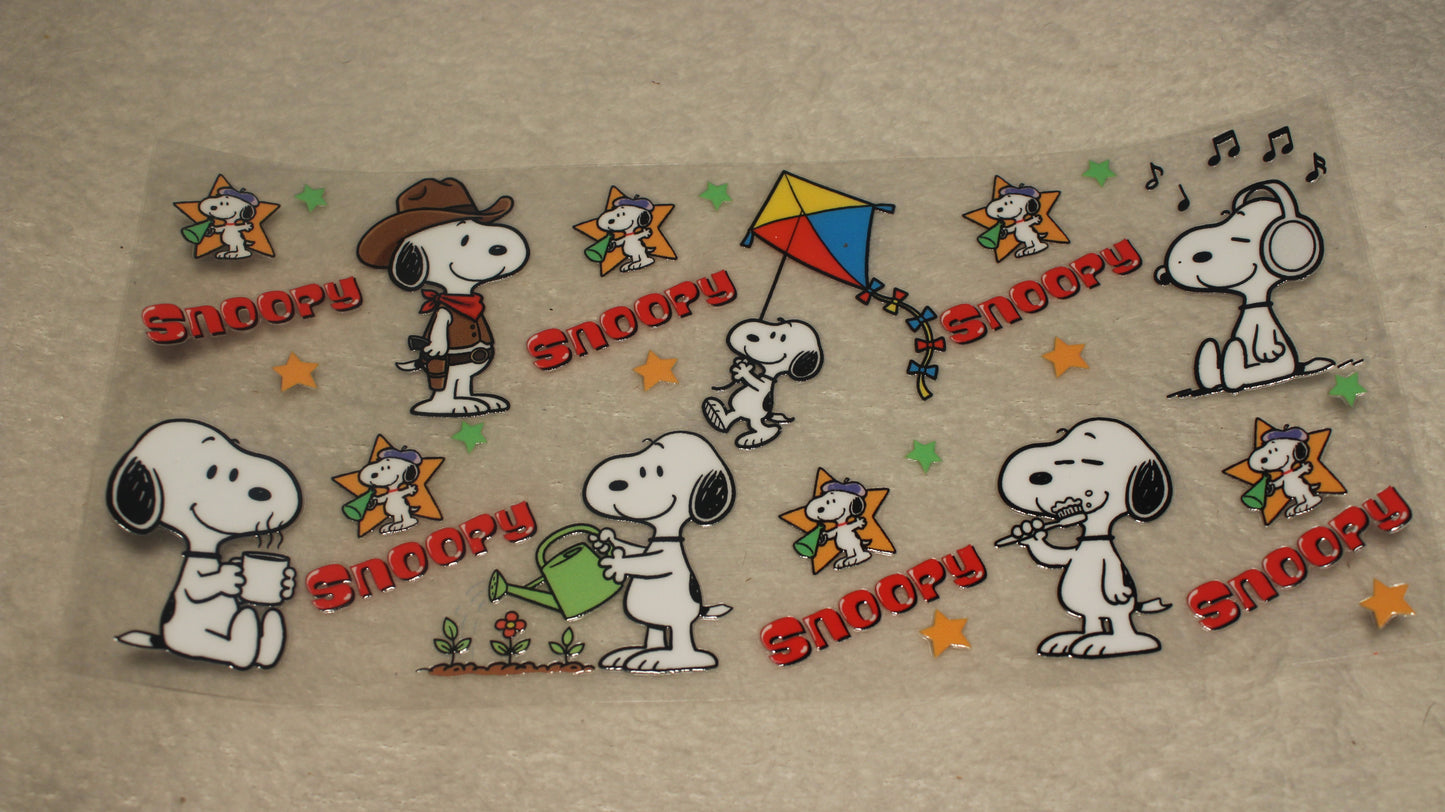 CHARLIE BROWN FAN SNOOPY 16-32OZ UV STICKER WRAP