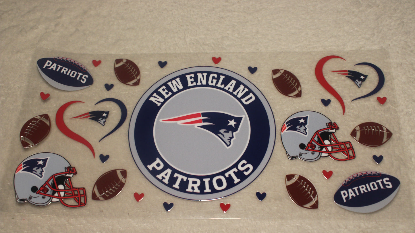 FOOTBALL FAN NEW ENGLAND PATRIOTS 16-32OZ UV STICKER WRAP