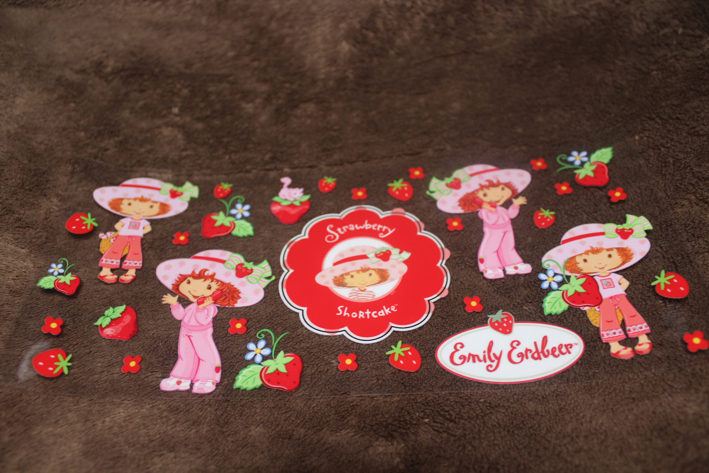 STRAWBERRY SHORTCAKE BUNDLE 16-32OZ WATERPROOF